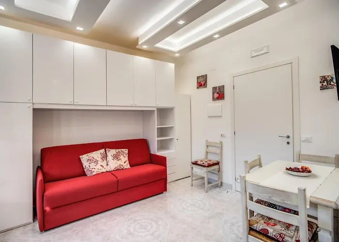 Casa Lolla, Red Rose In The Heart Of Sorrento